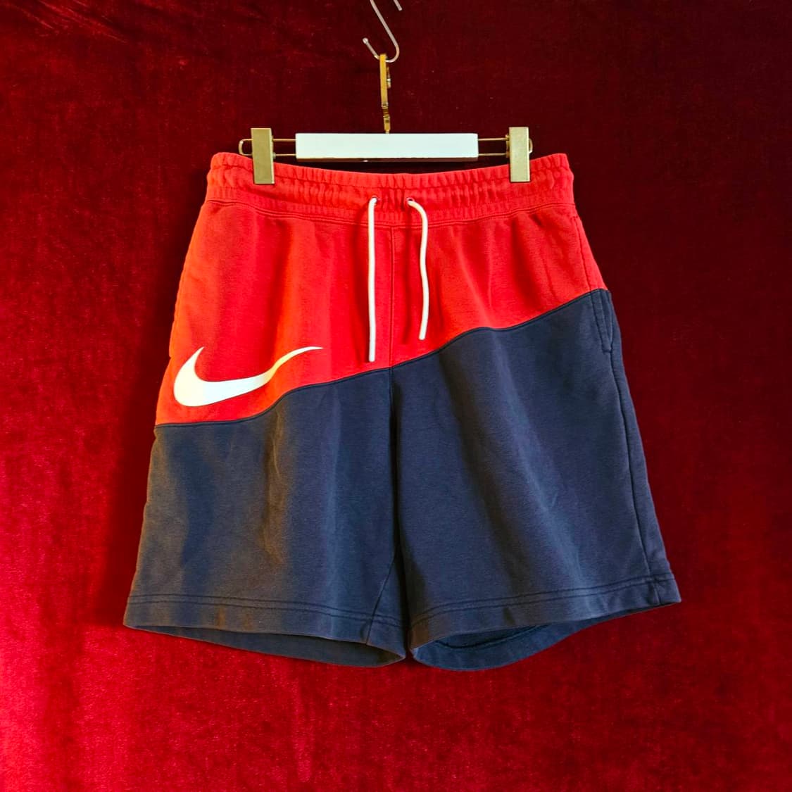 나이키(Nike) NSW 빅스우시
컬러블럭 반바지
xlsize 상품이미지1