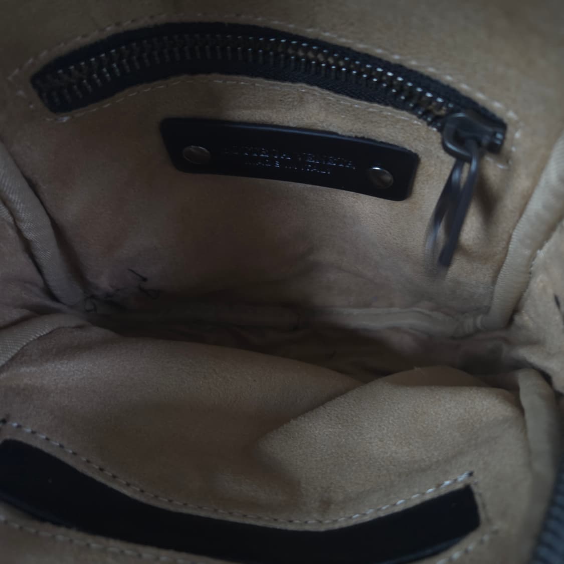 보테가베네타 힙색 슬링백  상품이미지9