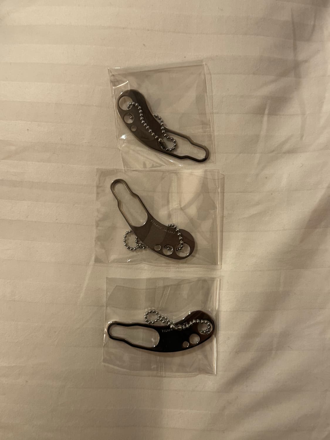 캐피탈 버튼후크 키링 무광 유광 상품이미지2