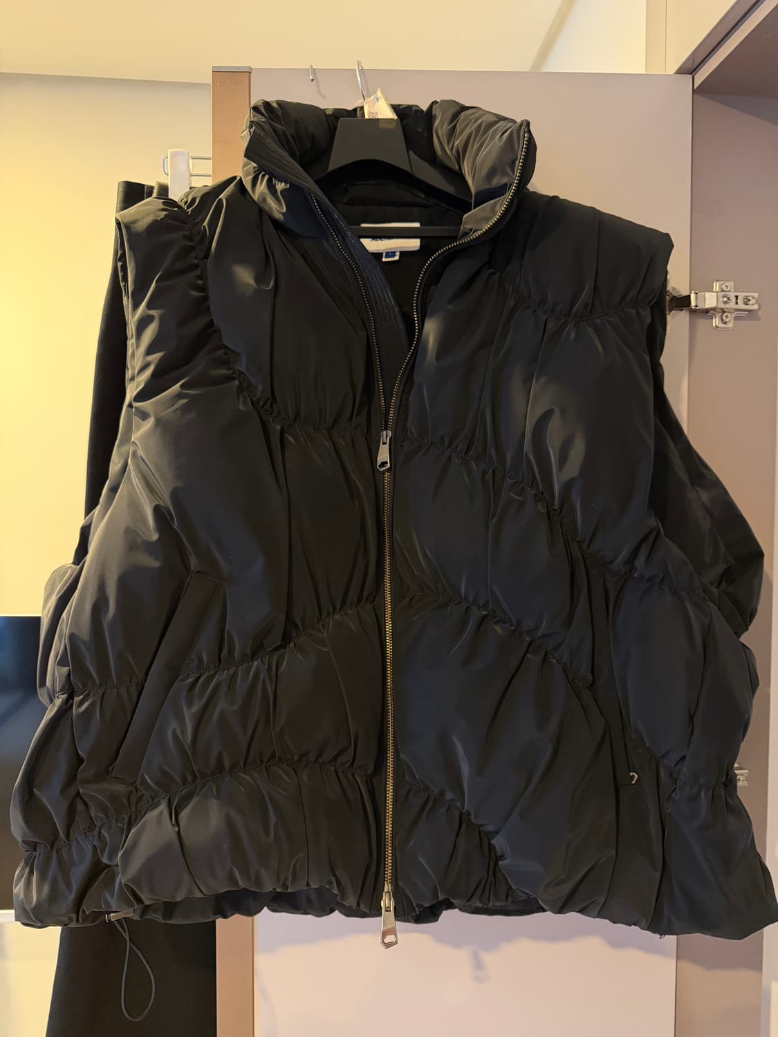 아더에러 아렌패딩조끼 L사이즈 상품이미지5