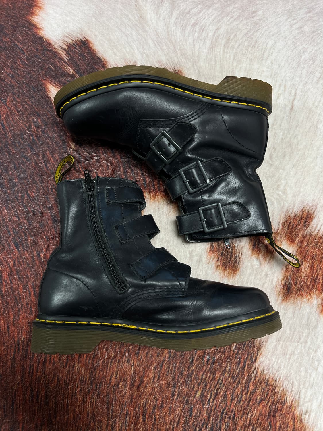 [250] 닥터마틴 블레이크 39 버클 워커 블랙 상품이미지2