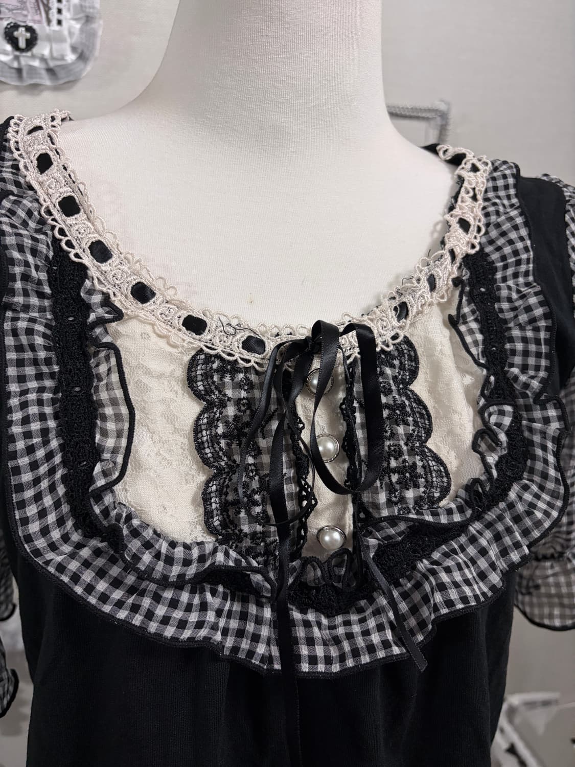 엑시즈팜 공겜여주 레이스 체크 반팔 상품이미지4