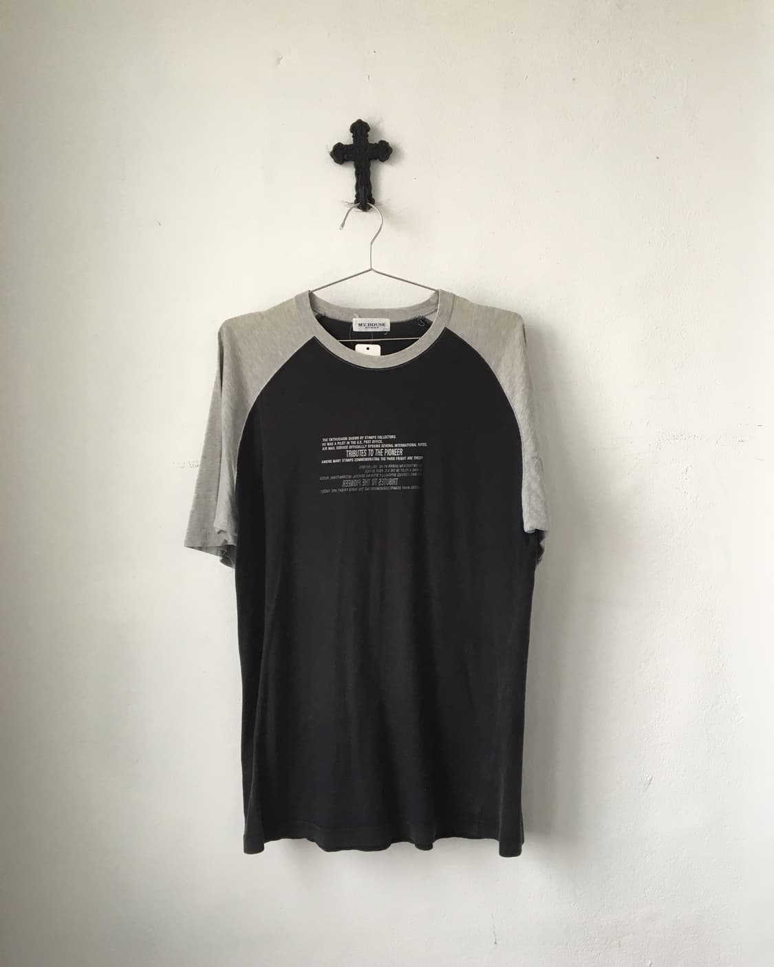 Lettering printing raglan t shirt 상품이미지1