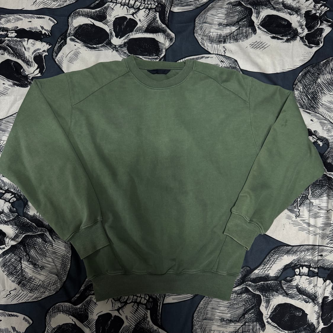 준지 피그먼트 맨투맨 36 사이즈 상품이미지1