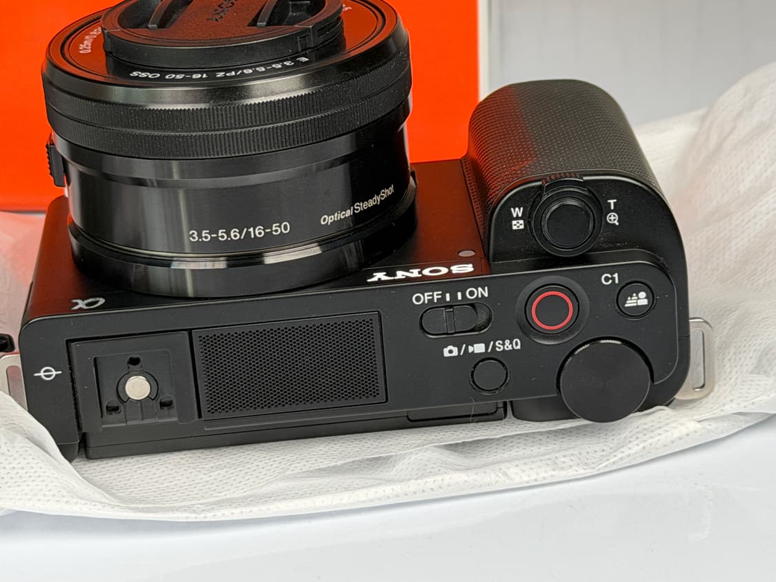 소니 ZV-E10 블랙 미러리스 카메라 438컷 상품이미지4