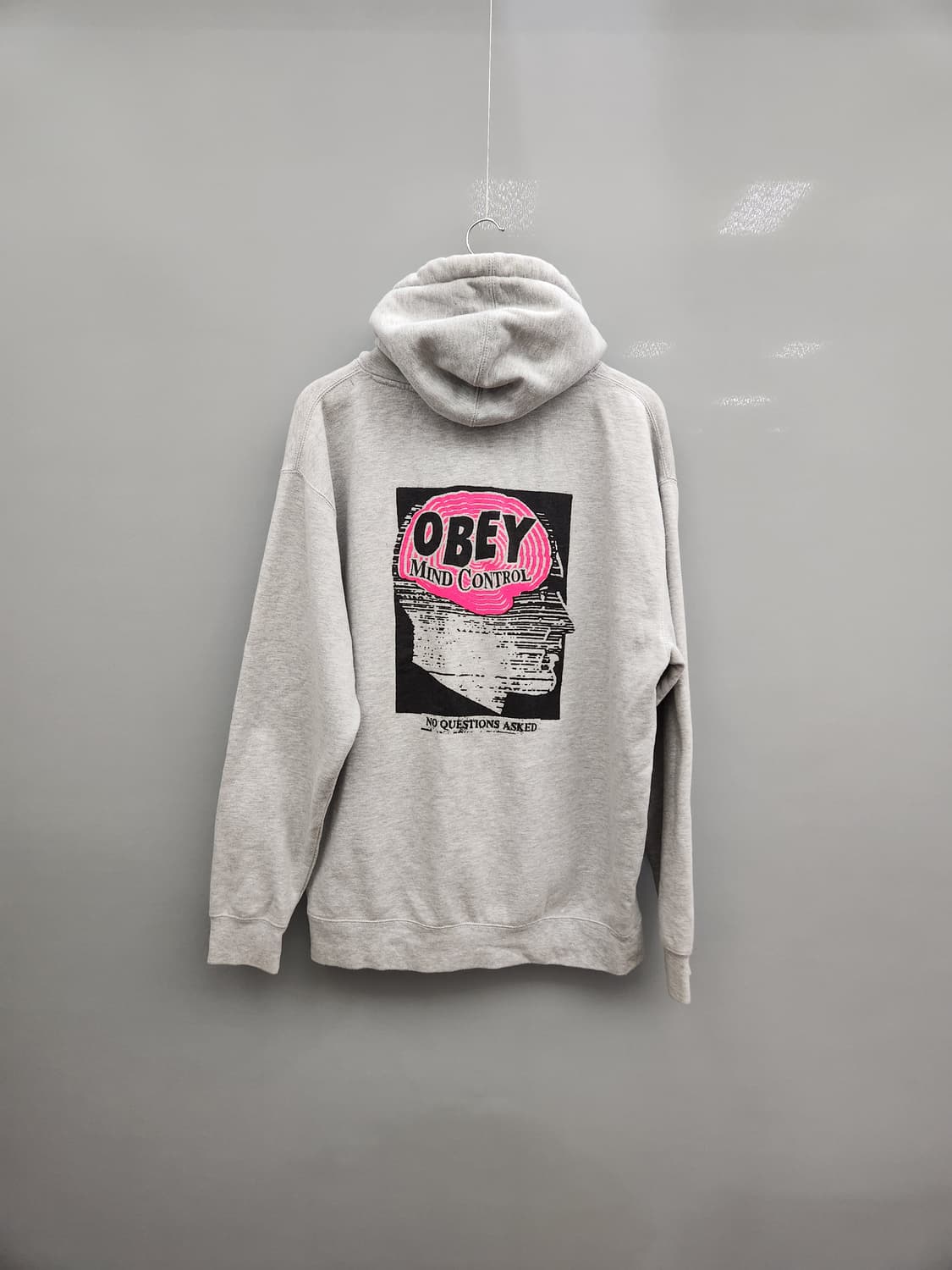 오베이 OBEY 회색 후드티 상품이미지5