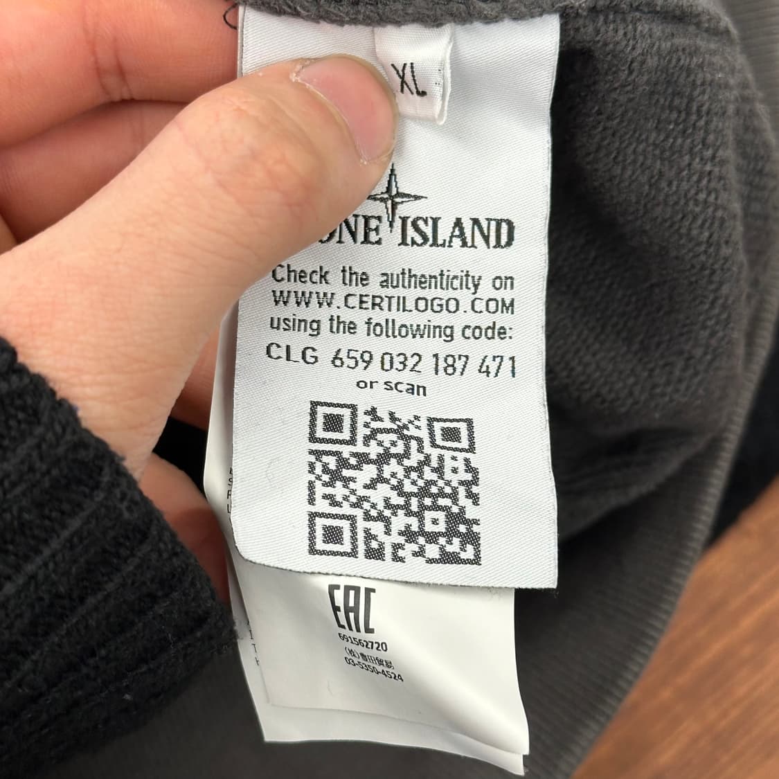 스톤아일랜드 챠콜 롱슬리브 상품이미지6