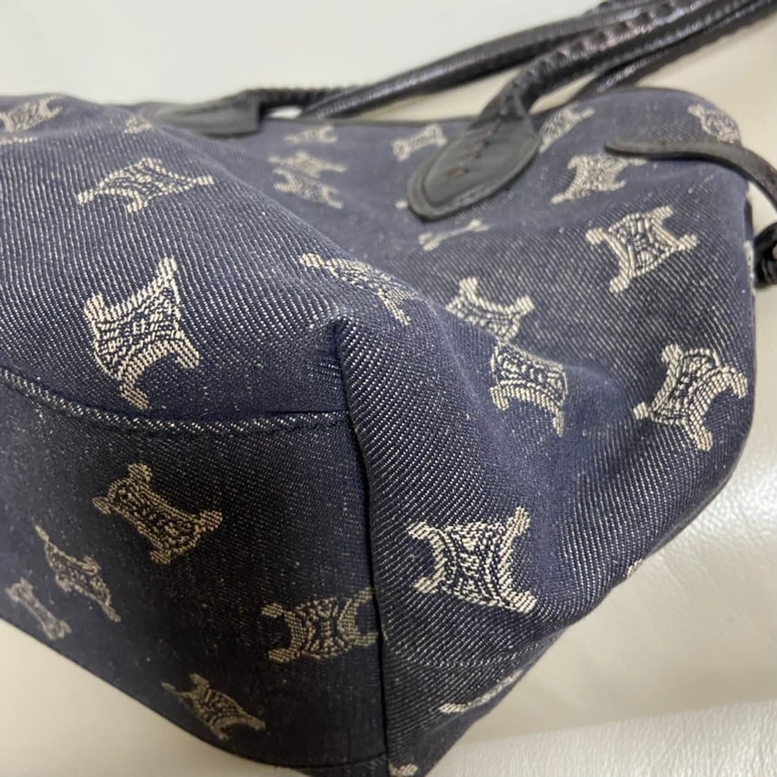 셀린느 데님 트리옹페 쇼퍼백 상품이미지7