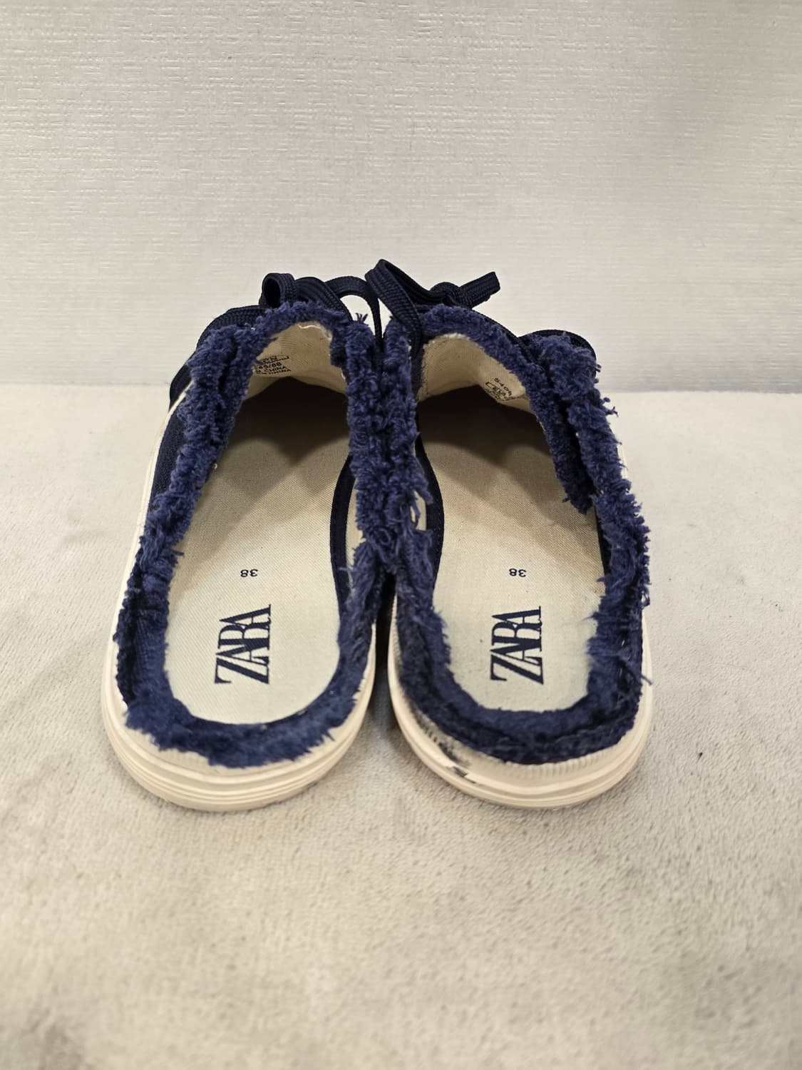 자라 네이비 뮬 스니커즈 245mm 상품이미지4