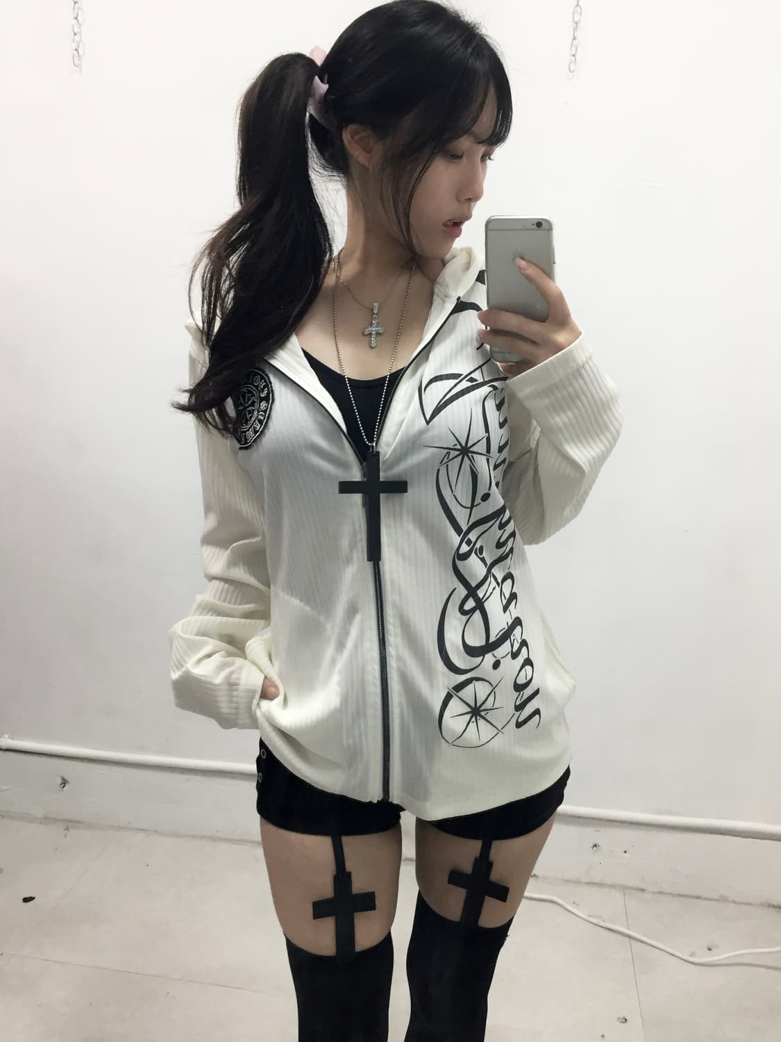 [WILD LIFE] 펑크 스컬 롱슬리브 후드 집업 상품이미지2