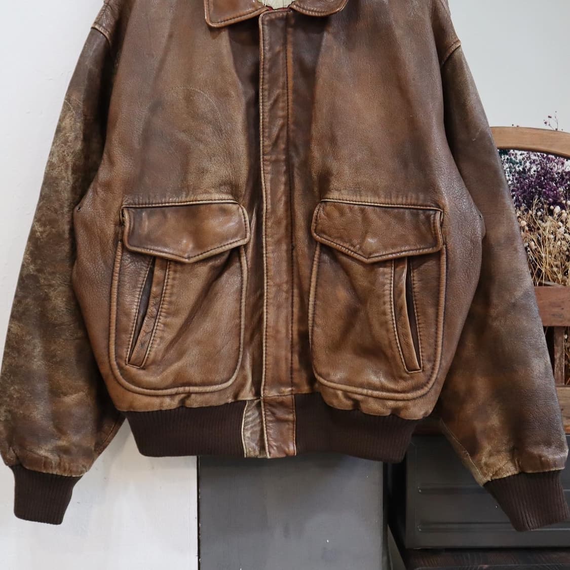아비렉스 A-2 레더 봄버 자켓 상품이미지3