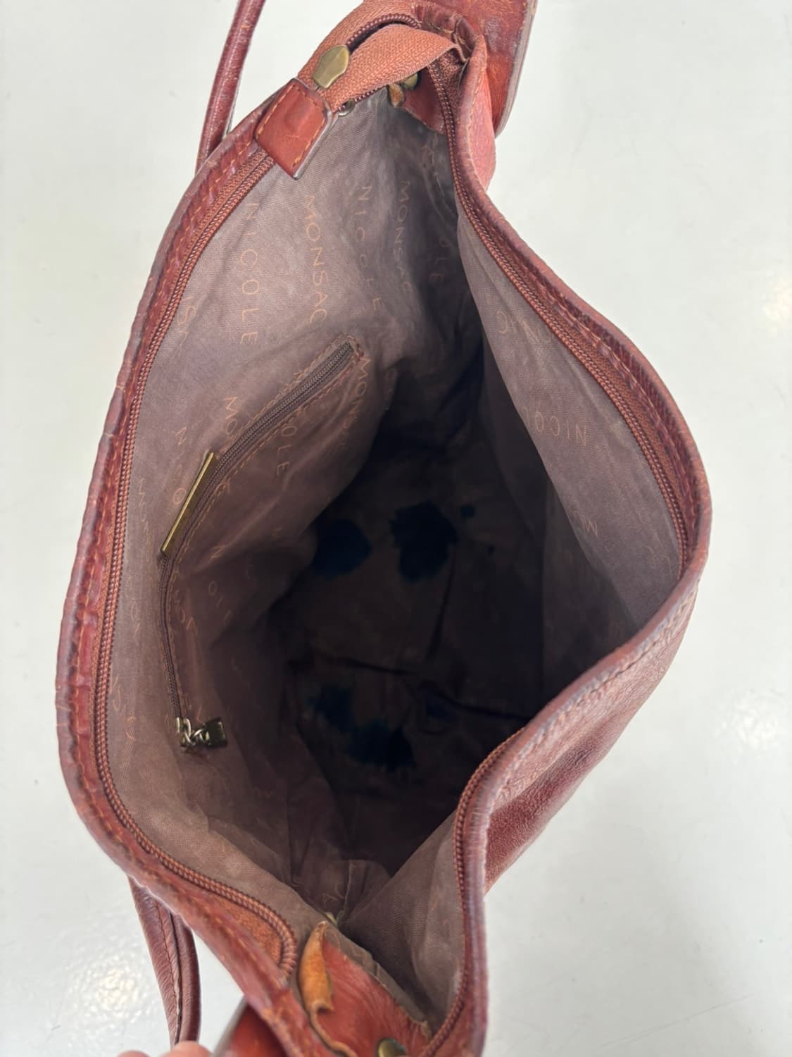 Nicole St Gilles Leather Bag 상품이미지8