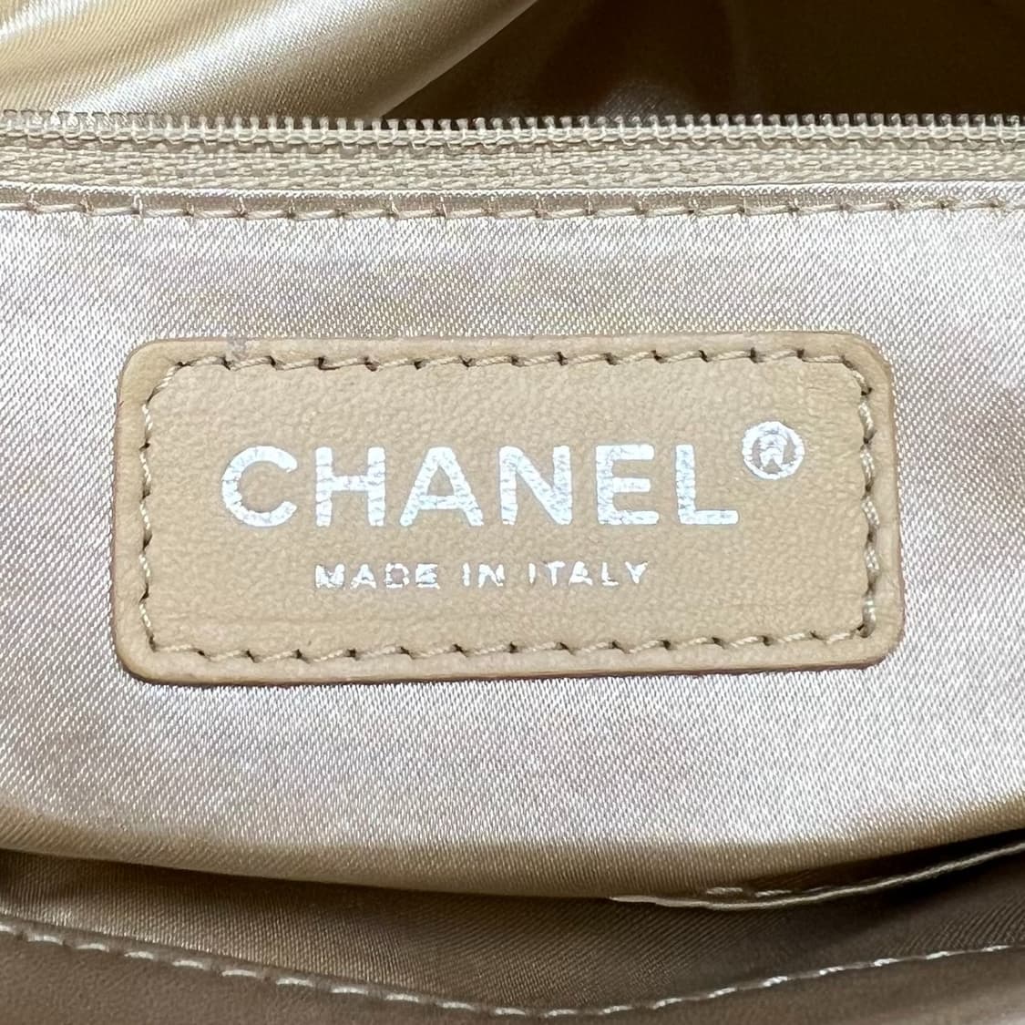 샤넬 클래식 골드 파이톤백 상품이미지10