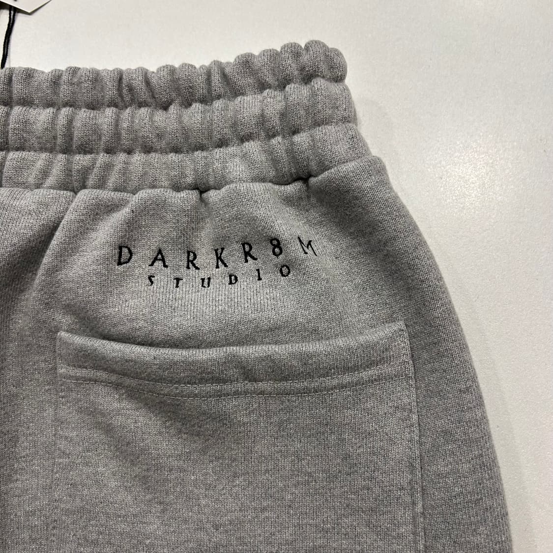 [L] 다크룸 DARKROOM 헤비 회색 트레이닝 바지 B140 상품이미지7