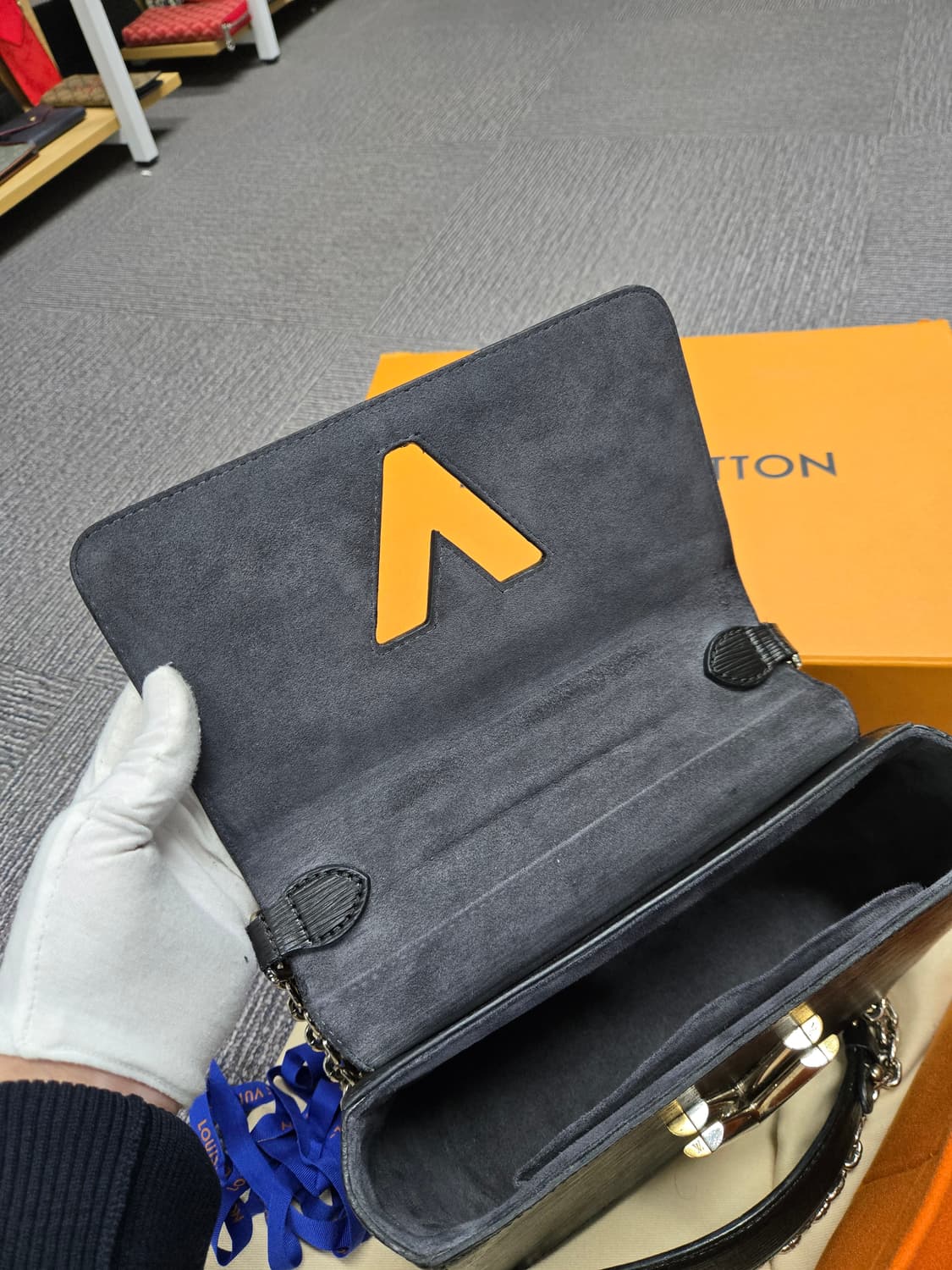 [특가][정품]루이비통 트위스트mm 체인백 상품이미지9