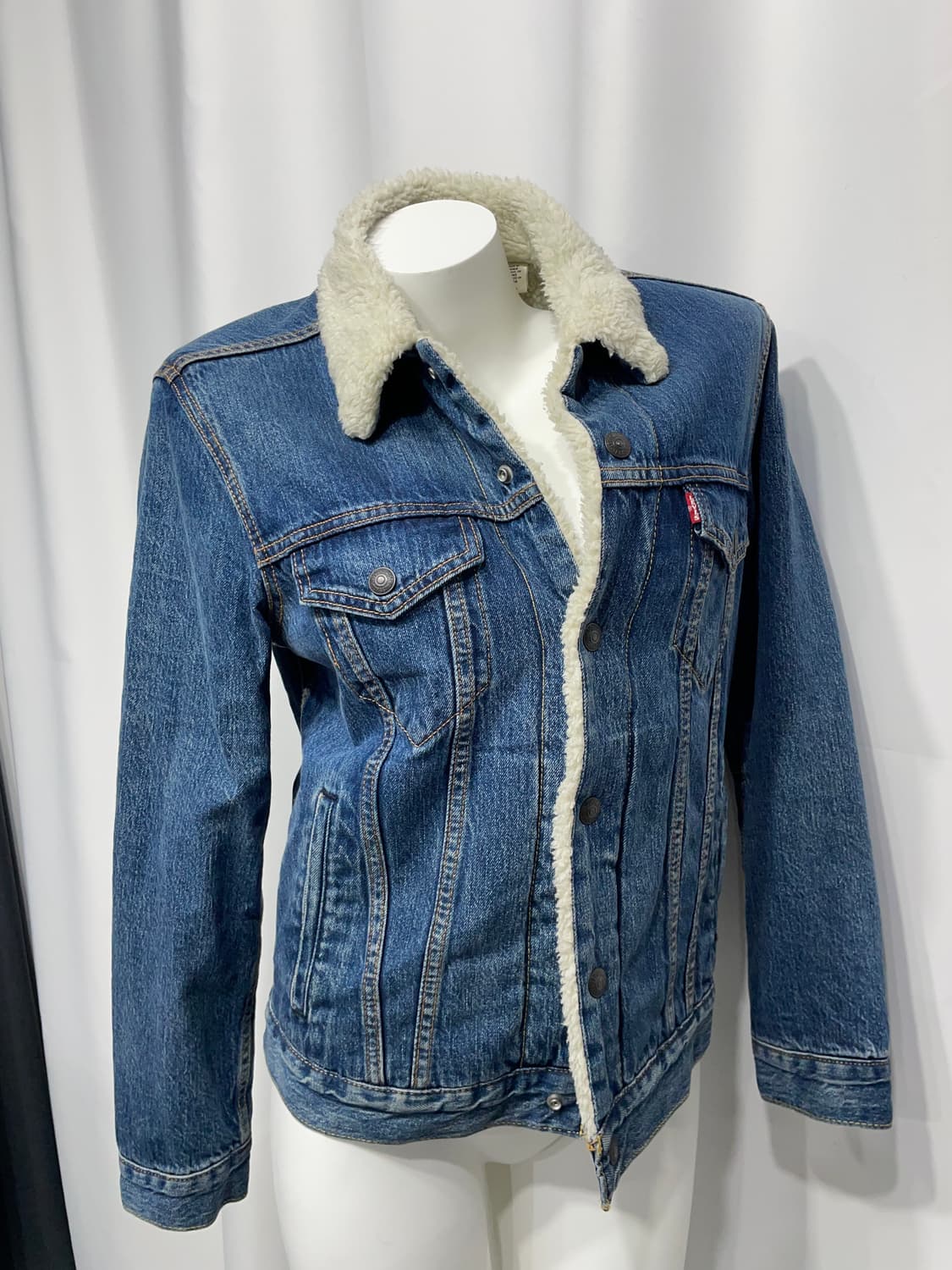 🎸Levi's 중청 데님 쉐르파 자켓🎸 상품이미지4