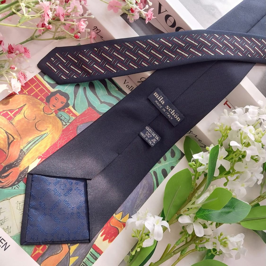 밀라숀 실크 네이비 패턴 넥타이 8.7cm A등급 K2323
 상품이미지4