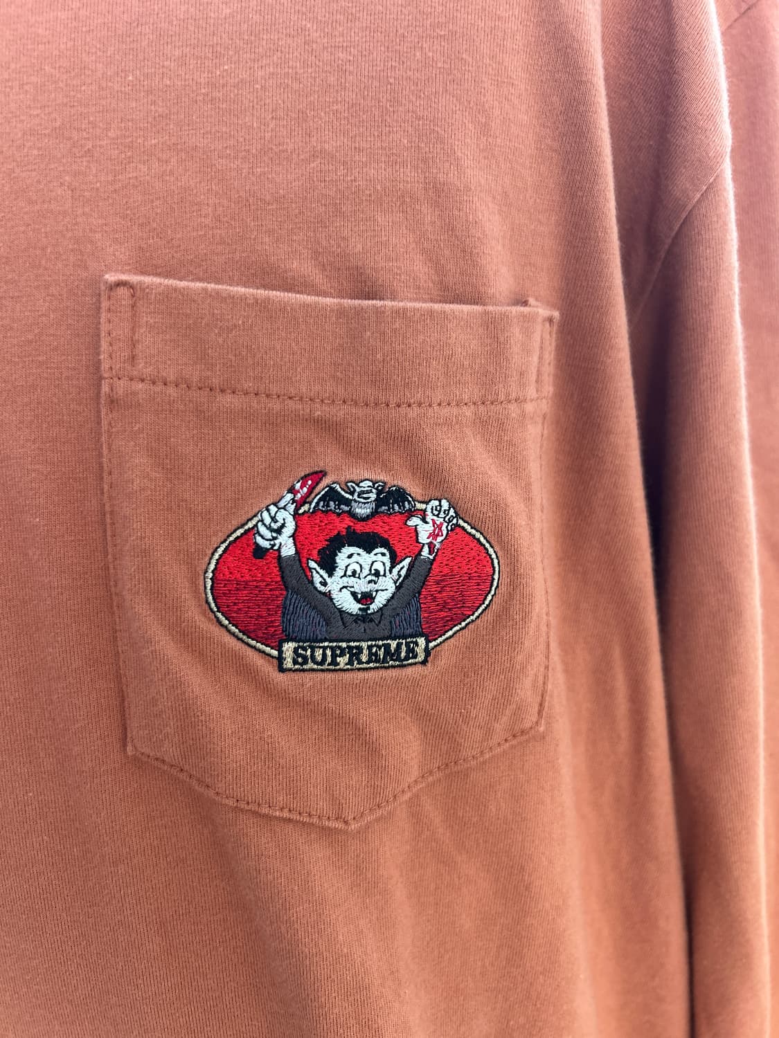 SUPREME 21시즌 뱀파이어 자수 롱슬리브 L 상품이미지1