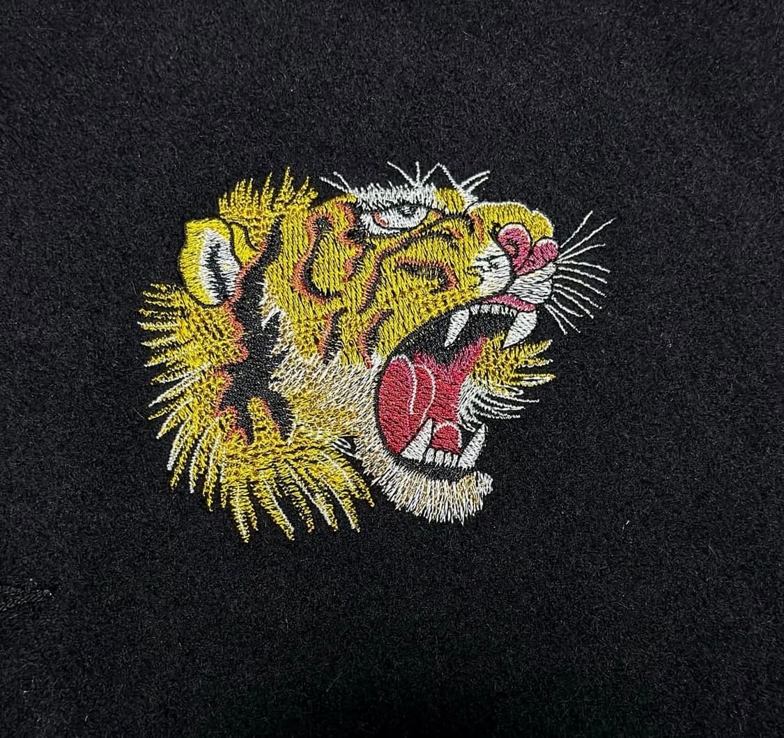 아카풀코 골드 Flying Tiger Varsity jacket 상품이미지2