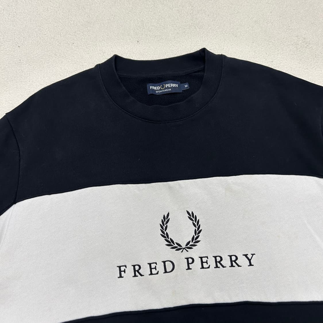 Fred Perry Black Contrast Sweatshirt 상품이미지5
