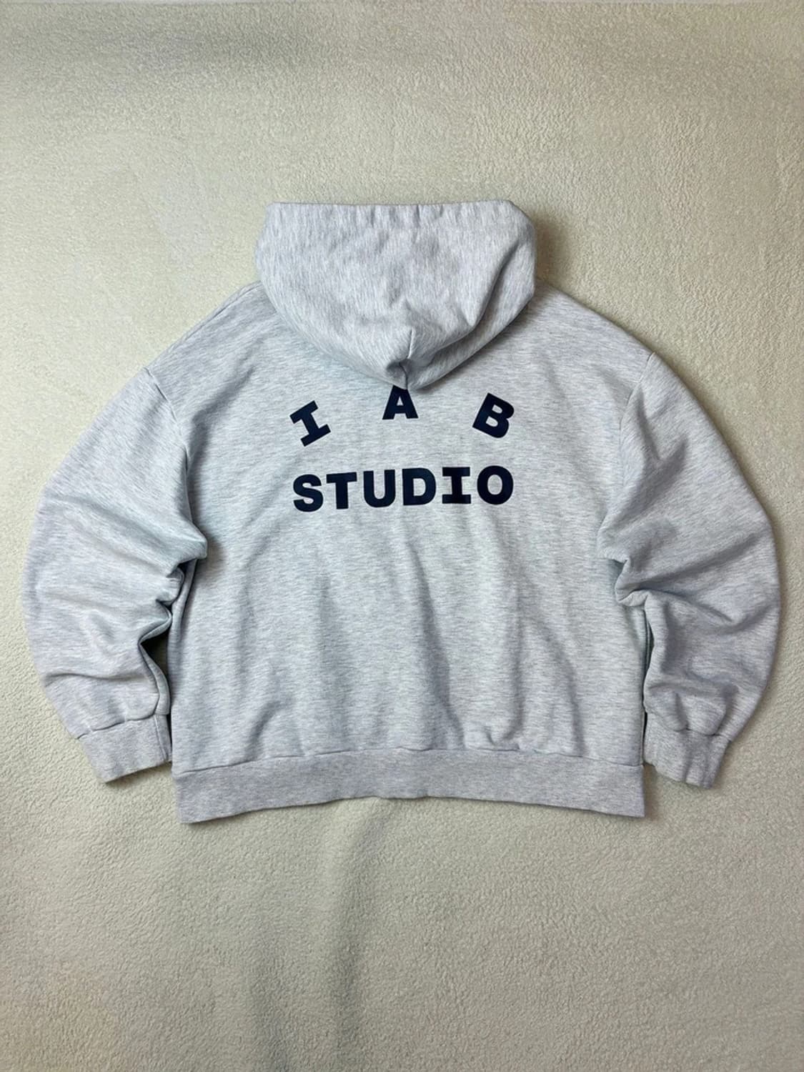 아이앱스튜디오 멜란지 그레이 로고 후드티 PN5788 상품이미지1