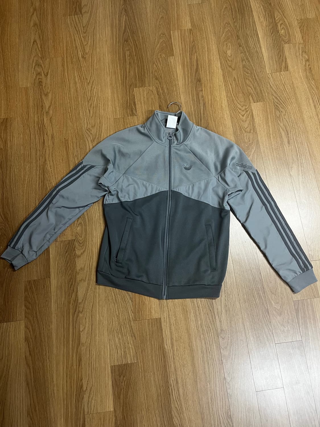 아디다스 트랙탑 상품이미지1