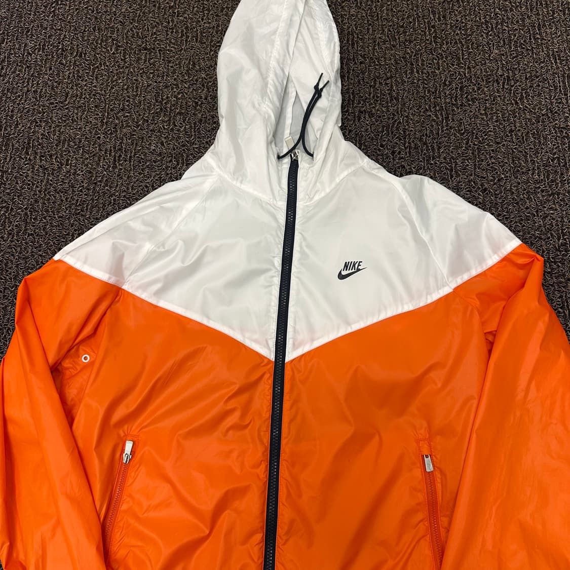 NIKE 나이키 바람막이 자켓 100(L) 상품이미지2