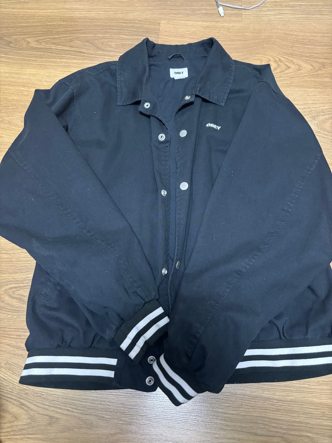 24ss OBEY 오베이 아이콘 바시티 봄버 자켓 블랙 상품이미지2