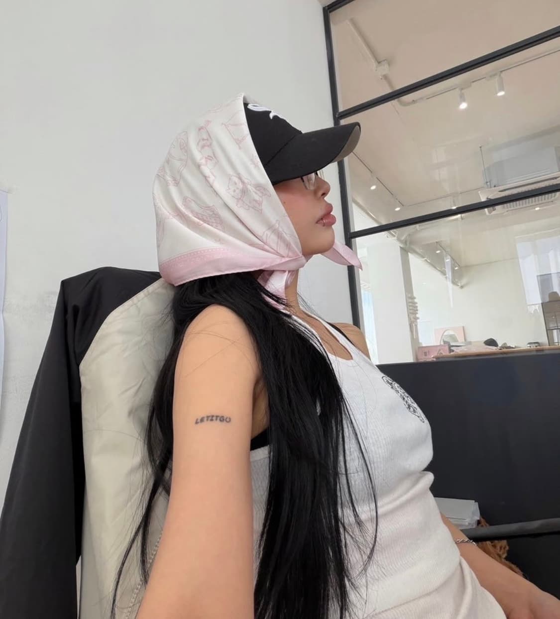 쓰리타임즈 스카프 상품이미지1