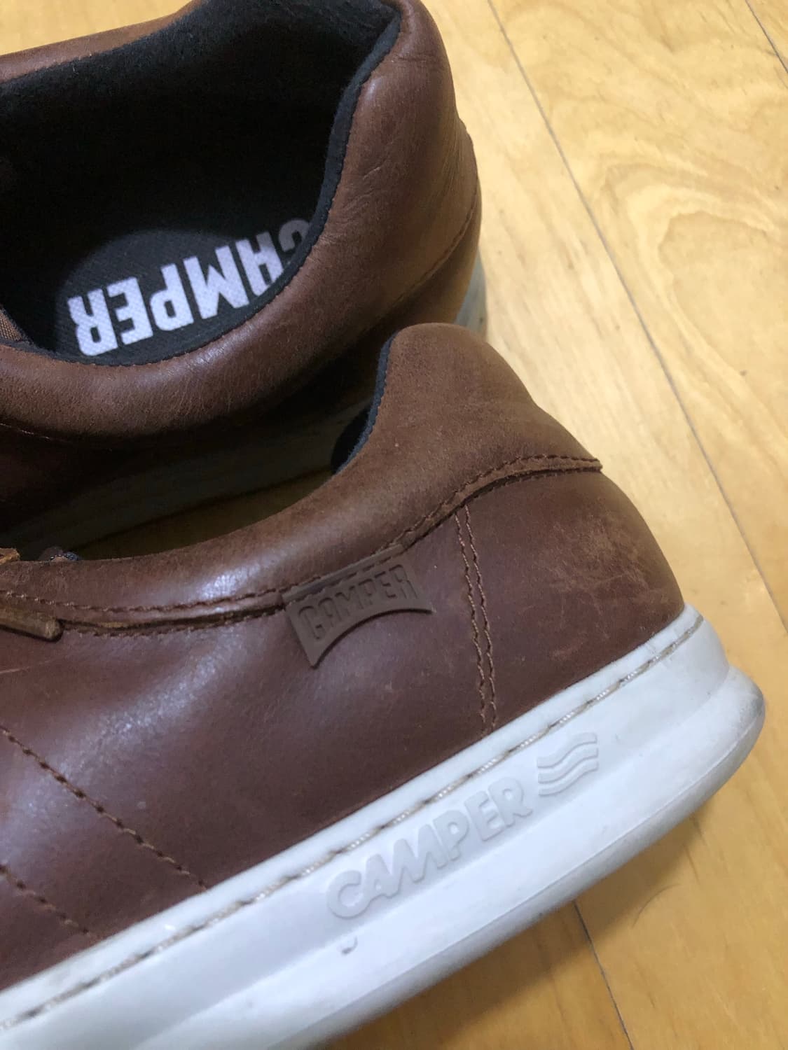 캠퍼 러너 포 레더 스니커즈 브라운 270 상품이미지6