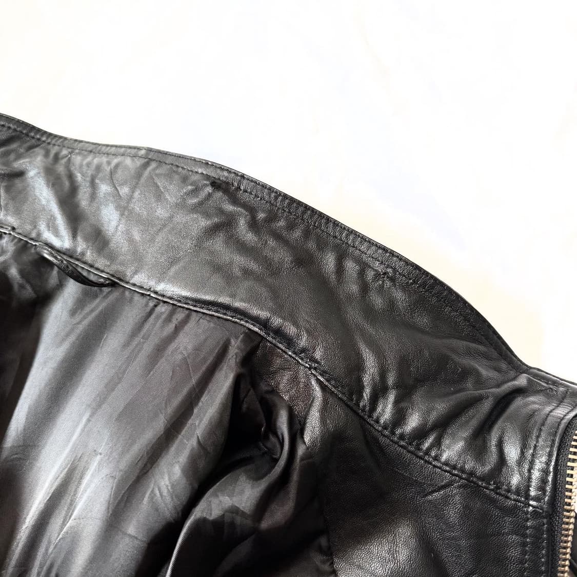 MALE&CO - 하이넥 레더 자켓 상품이미지5