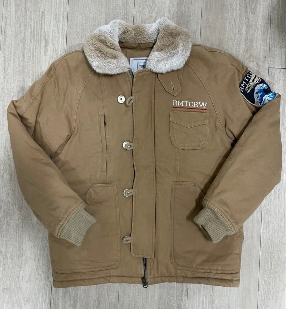 로맨틱크라운 덱자켓 상품이미지2