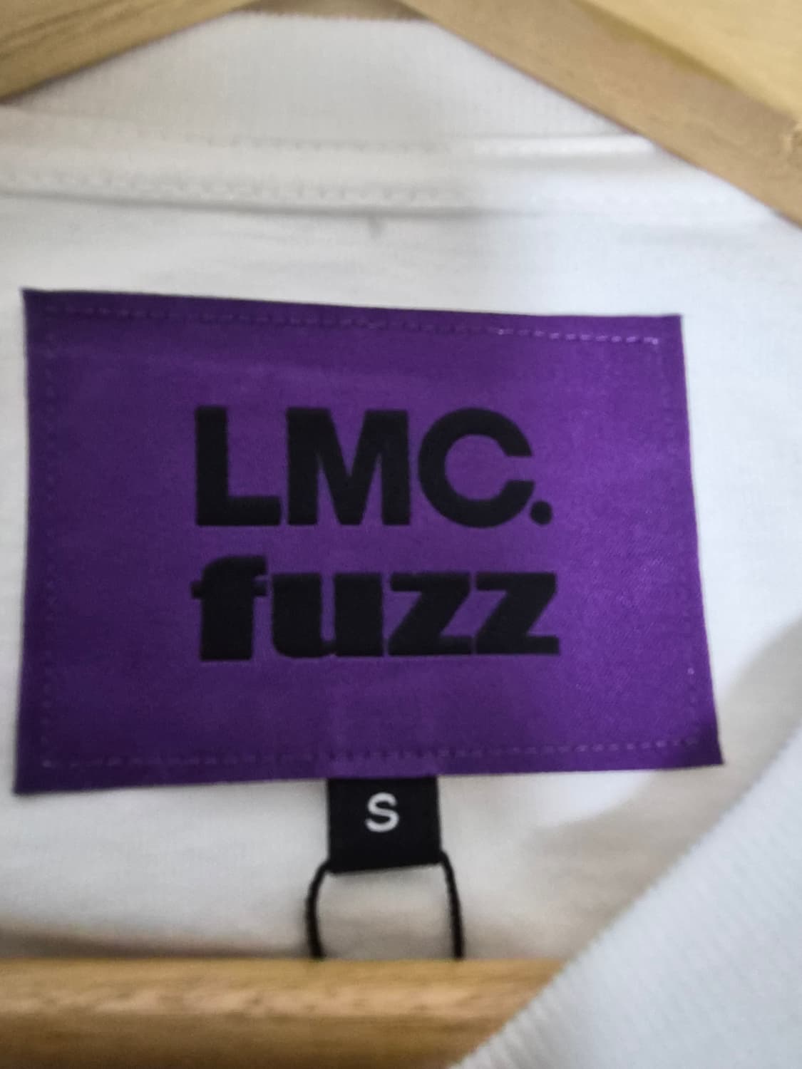 엘엠씨LMC 빅 프린팅 화이트 반팔티셔츠  - T131 상품이미지4