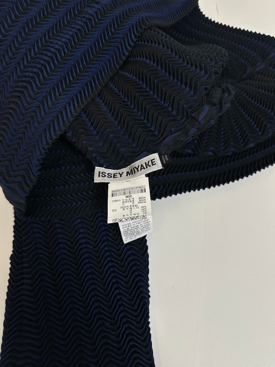 이세이 미야케 링클 v넥 미니 원피스  상품이미지3