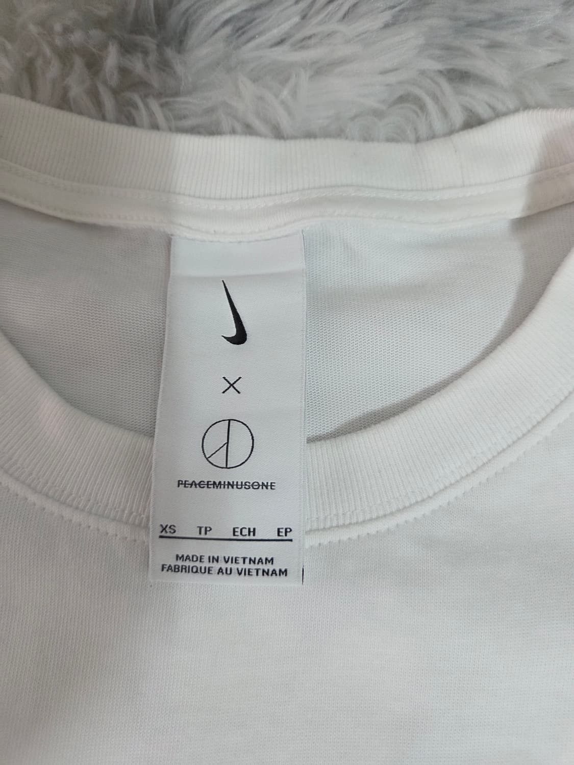 나이키 피스마이너스원 긴팔 XS 상품이미지3
