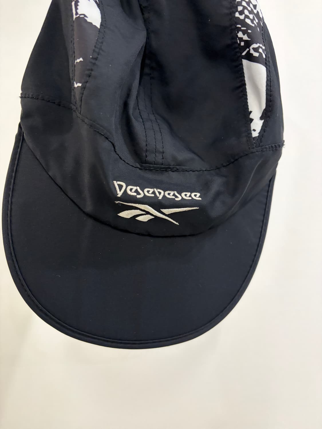 리복 예스아이씨 콜라보 러닝캡 상품이미지1