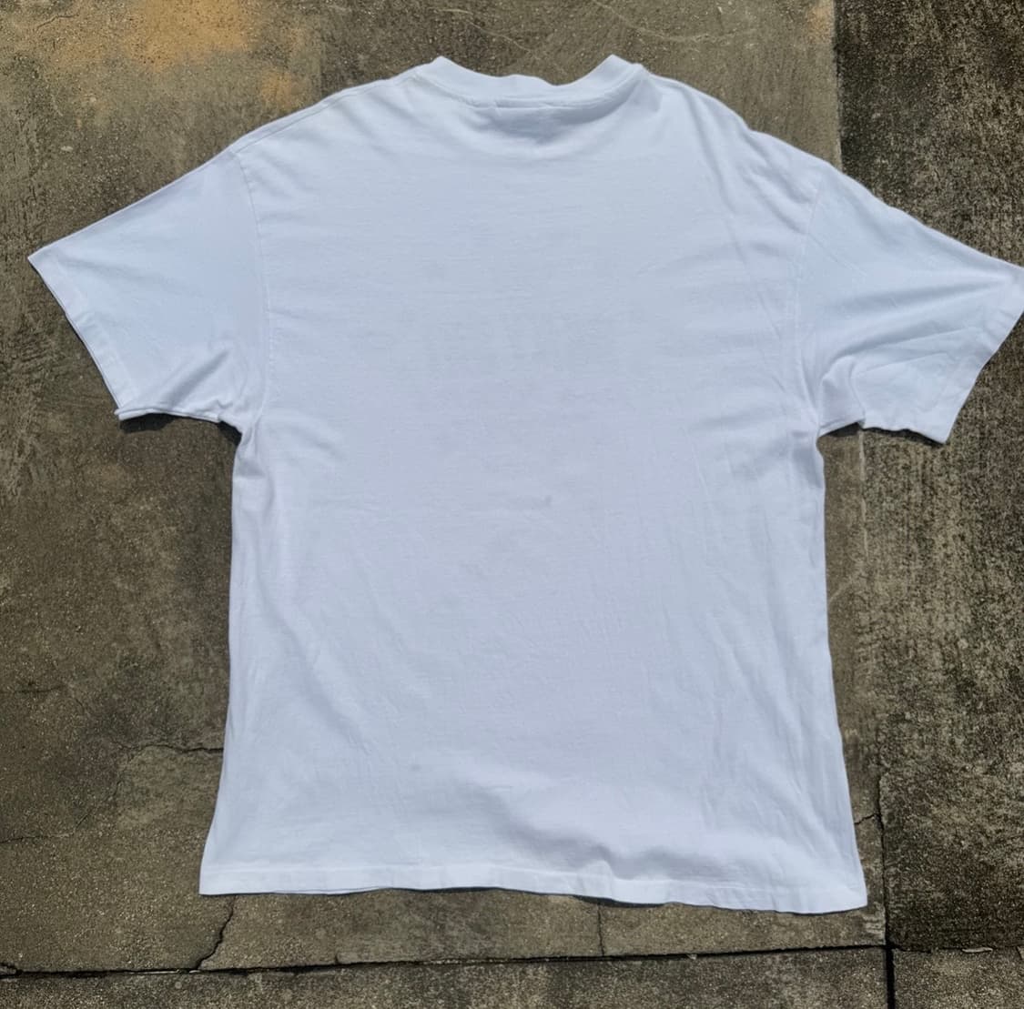 [XL] 90s DKNY 프린트 반팔티 상품이미지2