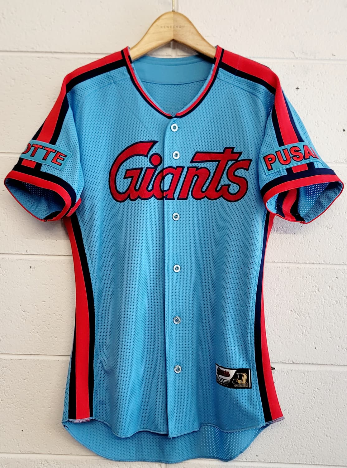 롯데자이언츠 올드 원정 챔피언 유니폼(No.8 전준우 마킹) 판매 상품이미지2