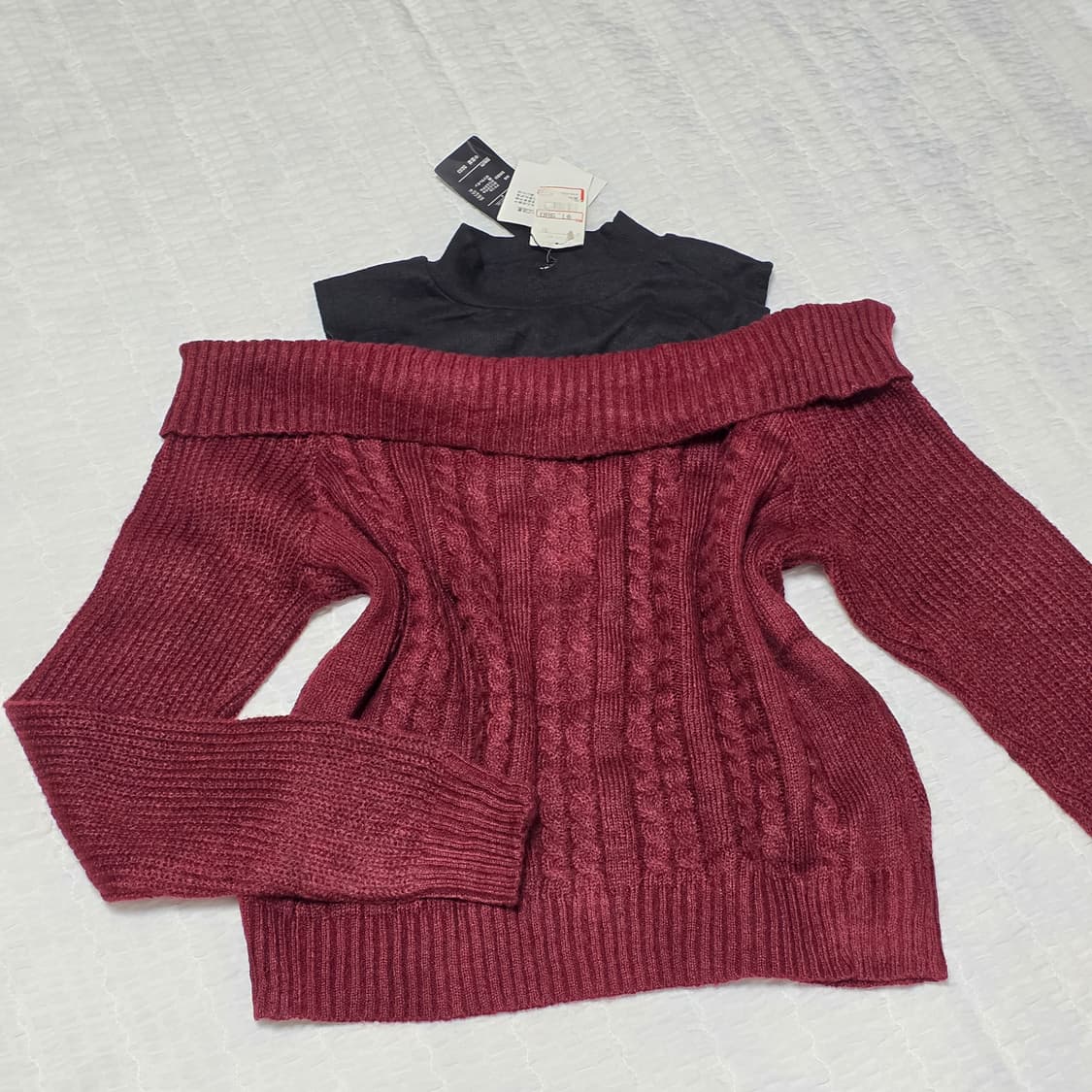 아바일) 오네갸루 스나계 버건디 오프숄더 니트스웨터 상품이미지1