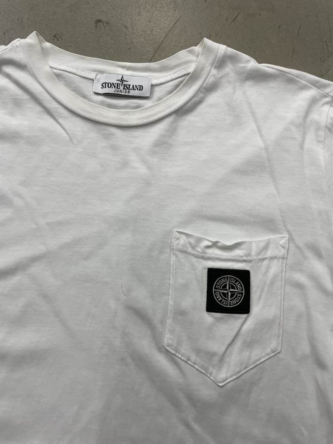 스톤아일랜드 주니어 로고 패치 포켓 티셔츠 상품이미지2