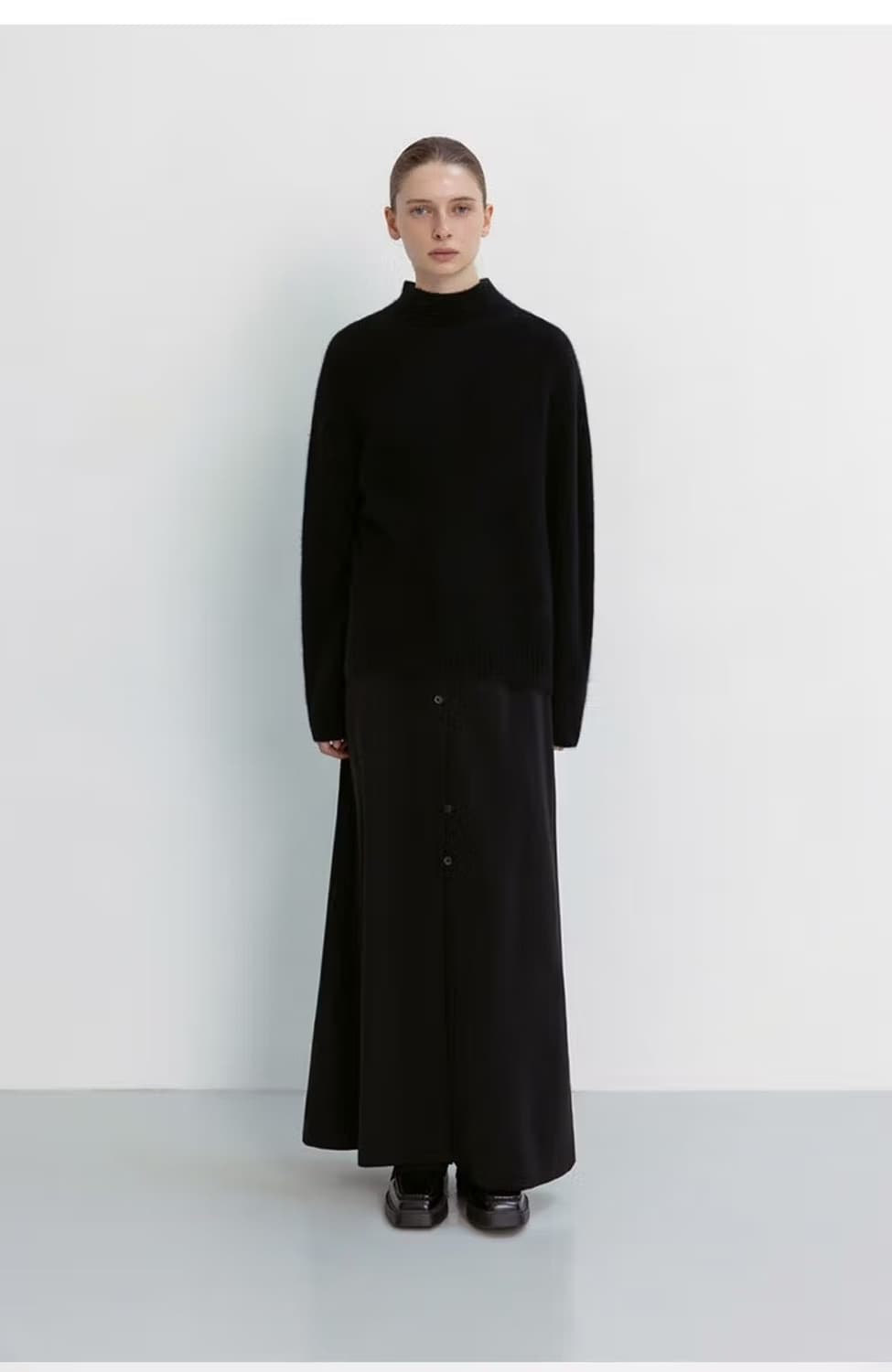 [새상품/77] 폭스+양모 홀가먼트 폴라 니트 블랙 상품이미지3