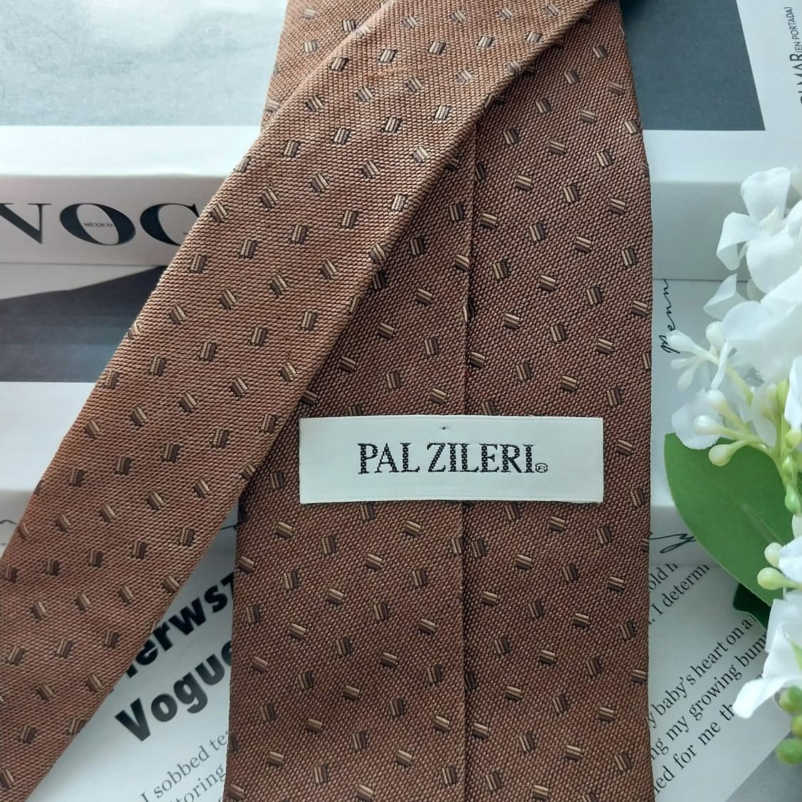 빨질레리 실크 브라운 미니 패턴 넥타이 9.1cm A+등급 K1692
 상품이미지7