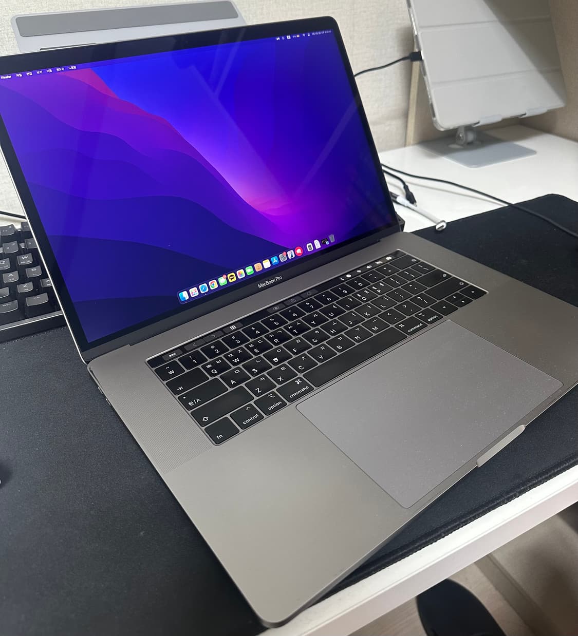 [2019 15인치] 맥북프로 i7/32G/SSD256GB 상품이미지1
