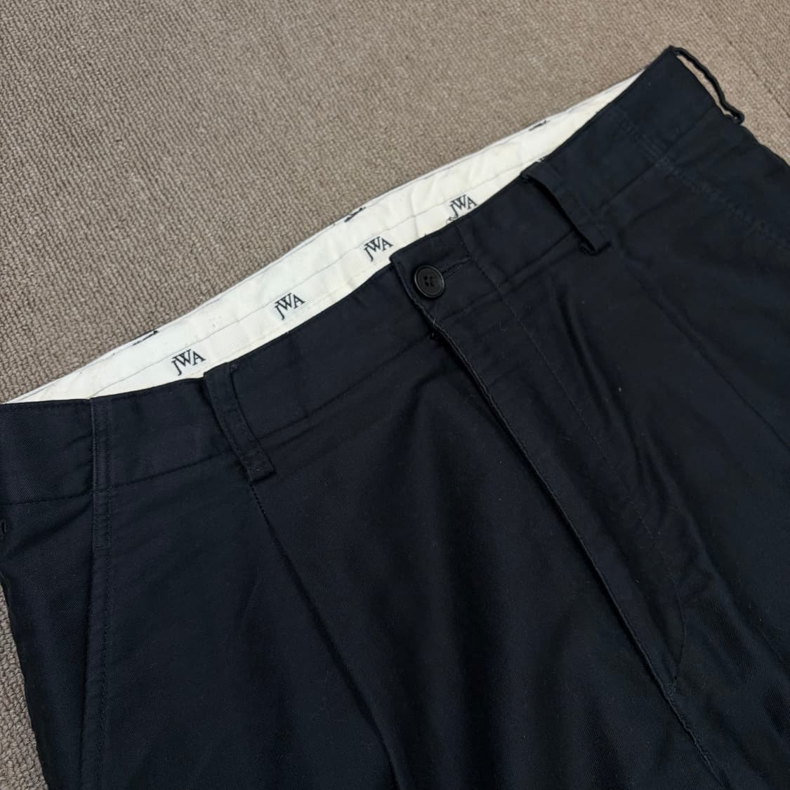 uniqlo 유니클로 jw앤더슨 턱 와이드 팬츠 79 상품이미지2