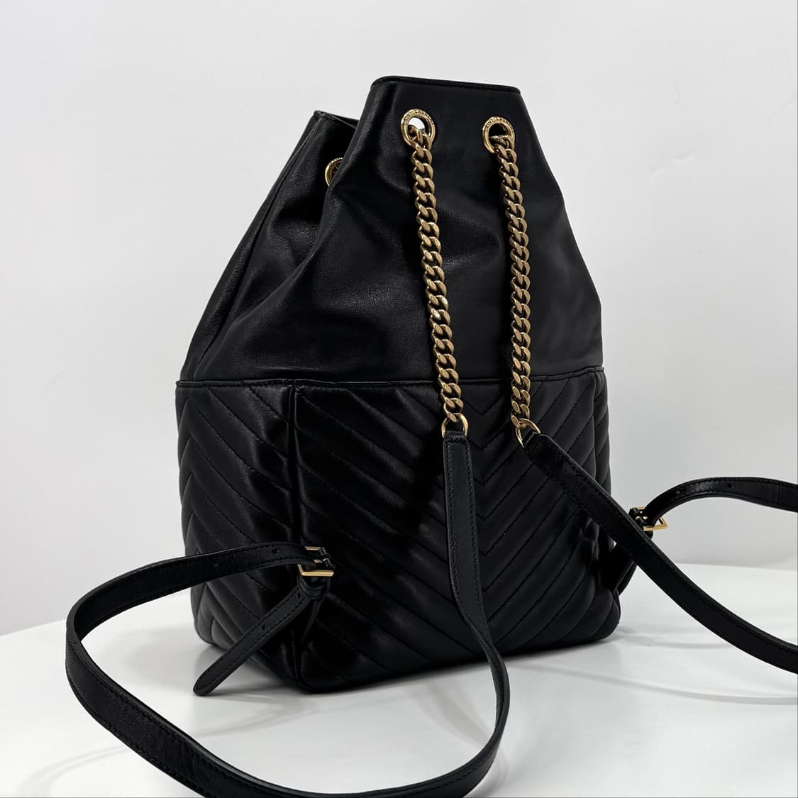 생로랑 모노그램 조이 백팩 블랙 (672609) 상품이미지4