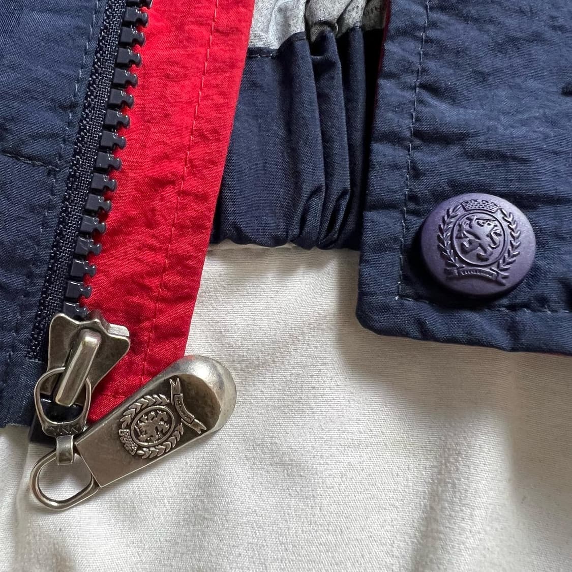 90s 타미힐피거 스펠아웃 바람막이 자켓 상품이미지7