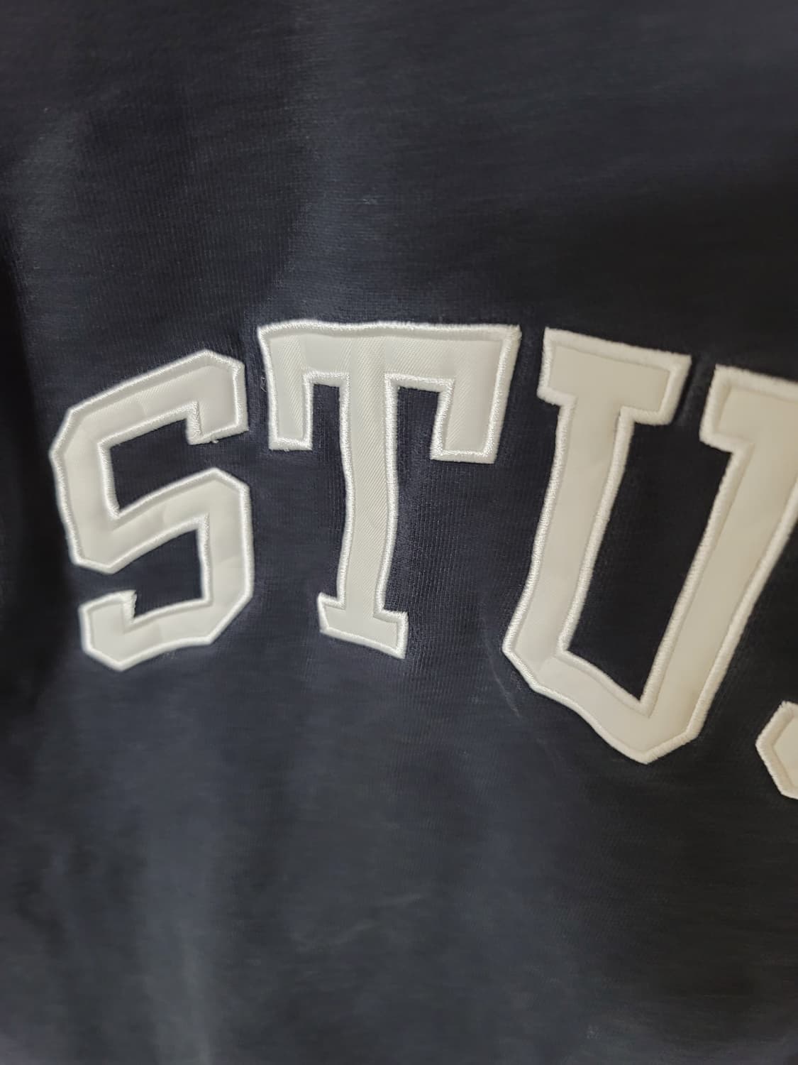 스투시 카라넥 맨투맨  105정 하자있음

남성 105

 상품이미지3