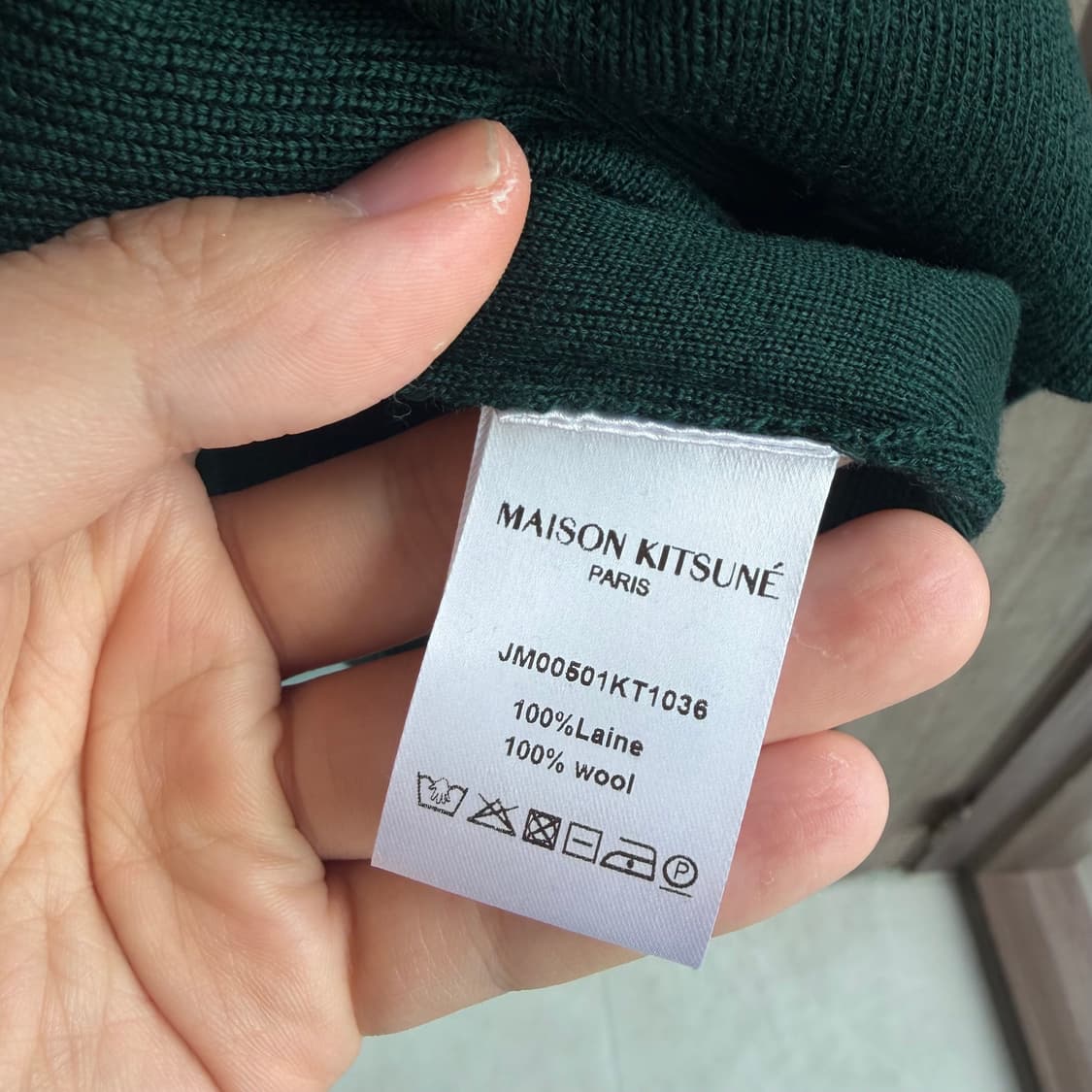 새상품(XS)메종키츠네 폭스 헤드 패치 울 터틀넥 니트 그린 상품이미지4