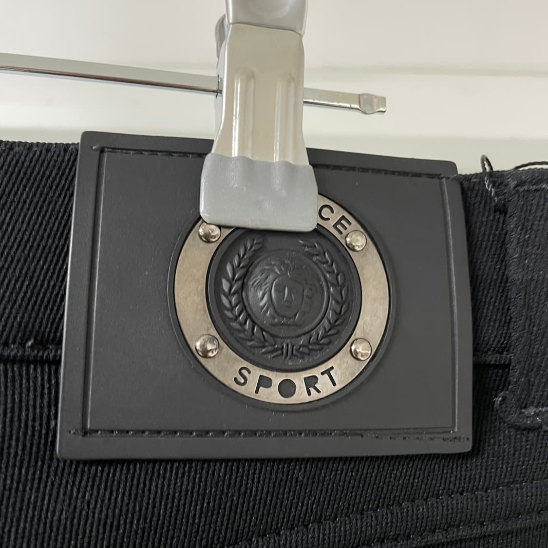 베르사체 스포츠 팬츠 블랙 44(W) 상품이미지4