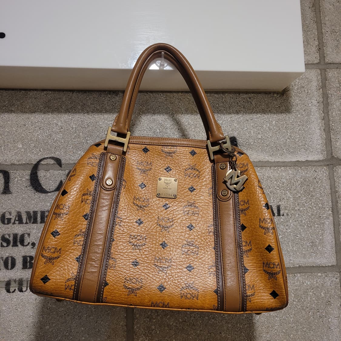 MCM비세토스 토트백 상품이미지1
